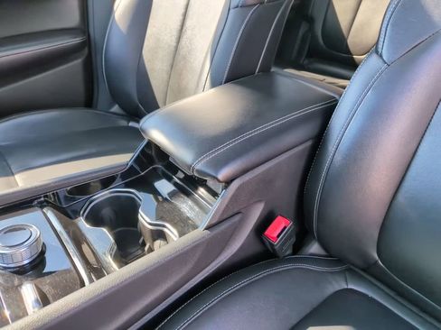 Used 2022 Jeep Grand Cherokee L Limited image 29