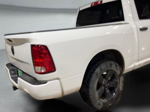 Used 2019 RAM 1500 Express w/ Express Value Package image 5