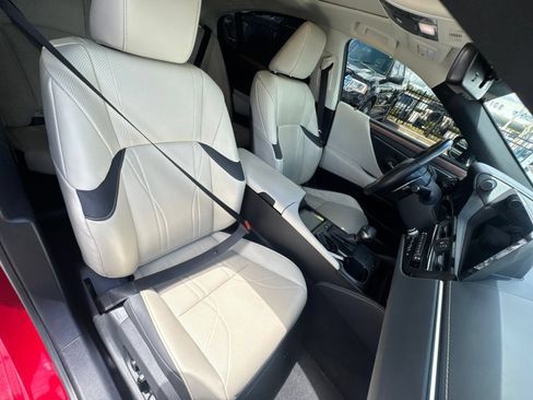 Used 2025 Lexus ES 300h Ultra Luxury w/ Accessory Package (Z1) FWD image 16
