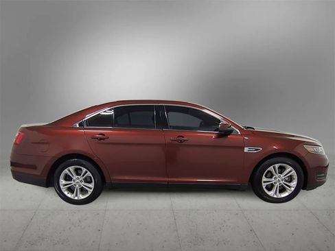 Used 2016 Ford Taurus SEL w/ Equipment Group 201A image 15