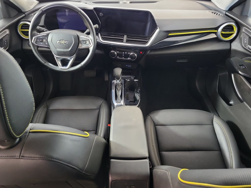 Used 2024 Chevrolet Trax ACTIV w/ Sunroof Package FWD image 14