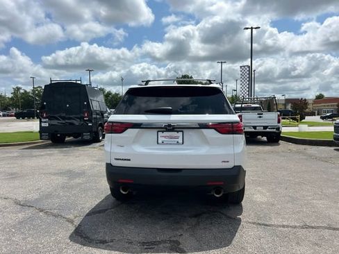 Used 2023 Chevrolet Traverse RS w/ LPO, 'HIT The Road' Package FWD image 4