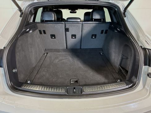 Used 2022 Porsche Macan S w/ Premium Package Plus AWD/4WD image 34