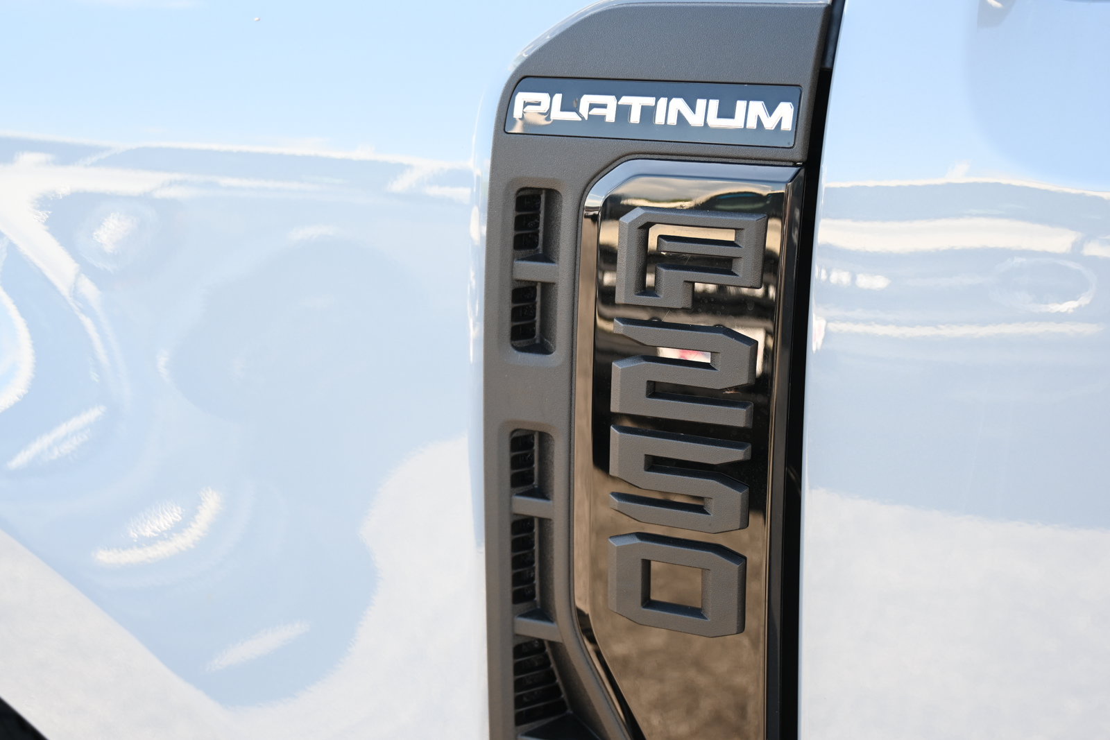New 2026 Ford F250 Platinum AWD/4WD image 12