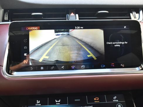 Used 2020 Land Rover Range Rover Evoque SE AWD/4WD image 26