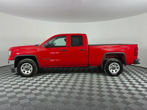 Used 2019 GMC Sierra 1500 Limited w/ Sierra Convenience Package RWD image 4