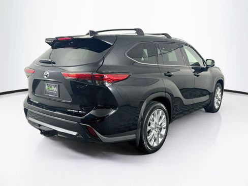 Used 2021 Toyota Highlander Limited AWD/4WD image 9