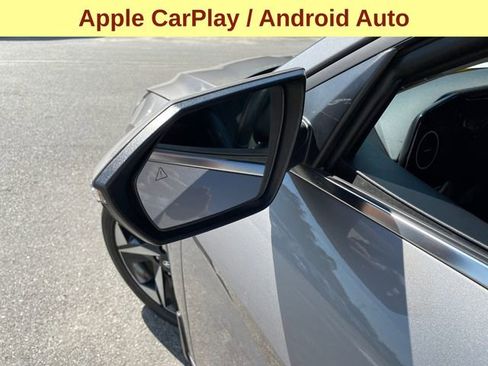 Used 2023 Hyundai Elantra Limited image 8