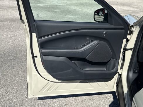 Used 2025 Ford Mustang Mach-E Select image 13