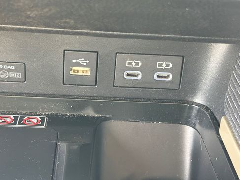 Used 2026 Toyota Camry SE FWD image 31