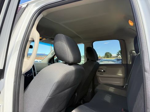 Used 2011 RAM 1500 Classic SLT w/ Protection Group AWD/4WD image 18