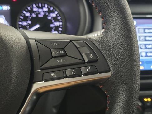 Used 2024 Nissan Kicks SR w/ SR Premium Package image 29