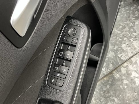 Used 2017 Dodge Charger SXT AWD/4WD image 7