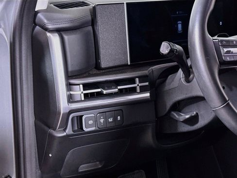 Used 2026 Hyundai Santa Fe SEL FWD image 8