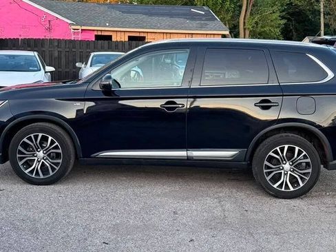 Used 2016 Mitsubishi Outlander GT AWD/4WD image 5