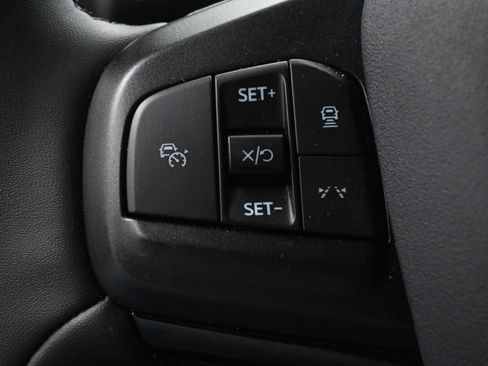 Used 2025 Ford Mustang Mach-E Premium AWD/4WD image 18