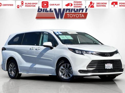 Certified 2026 Toyota Sienna LE FWD image 1