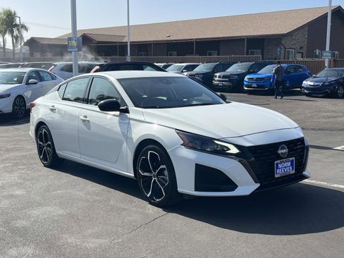 Used 2023 Nissan Altima 2.5 SR image 26