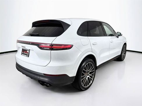 Used 2023 Porsche Cayenne Platinum Edition AWD/4WD image 13