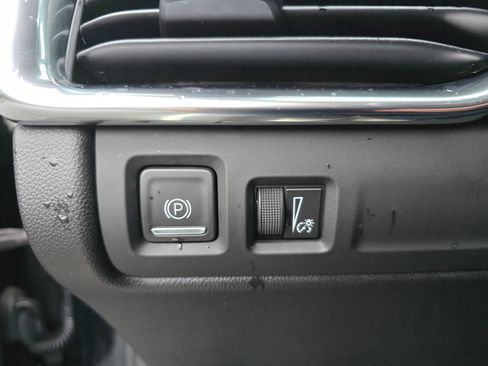 Used 2020 Cadillac XT4 Premium Luxury AWD/4WD image 22