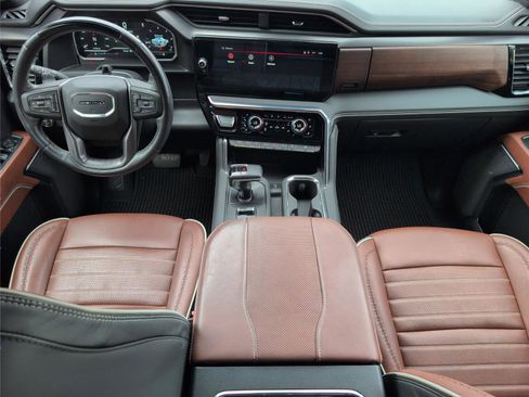 Used 2024 GMC Sierra 1500 Denali Ultimate image 30