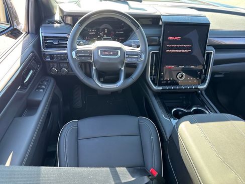 New 2026 GMC Yukon XL Elevation w/ Elevation Premium Package image 15