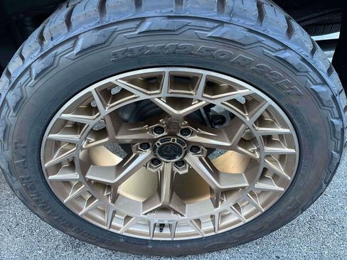 New 2025 GMC Sierra 1500 Denali image 11