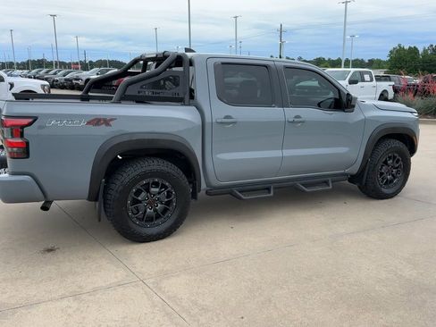 Used 2023 Nissan Frontier PRO-4X w/ Pro-4X Premium Package AWD/4WD image 9