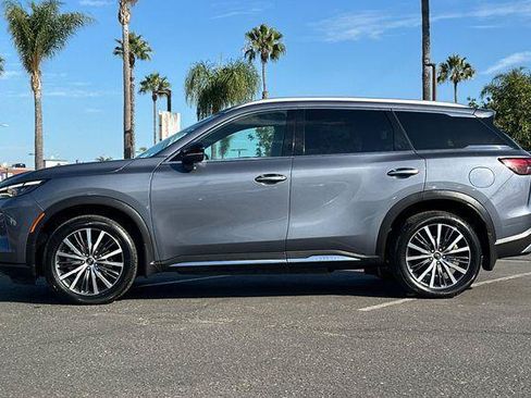Used 2023 INFINITI QX60 Sensory w/ Cargo Package AWD/4WD image 7