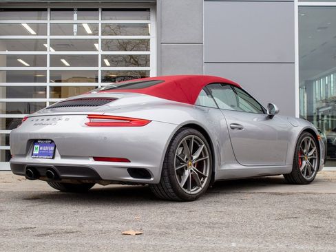 Used 2018 Porsche 911 Carrera S image 10