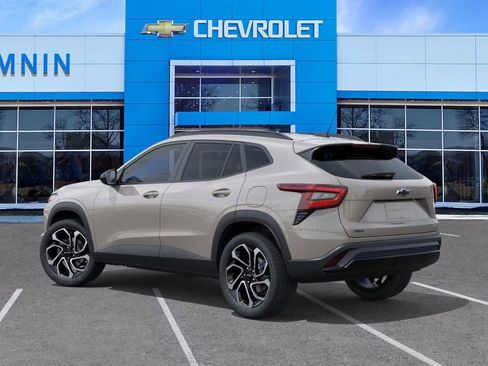 New 2026 Chevrolet Trax RS w/ Driver Confidence Package image 3