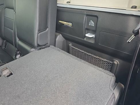 Used 2021 Jeep Gladiator Overland w/ Popular Equipment Package image 32