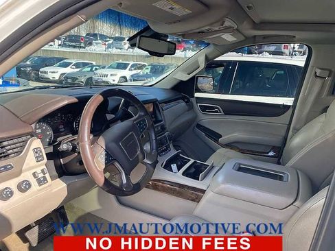 Used 2015 GMC Yukon Denali w/ Touring Package image 2