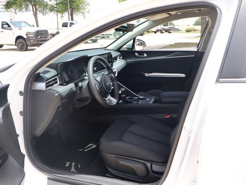 Used 2024 Kia K5 LXS FWD image 24
