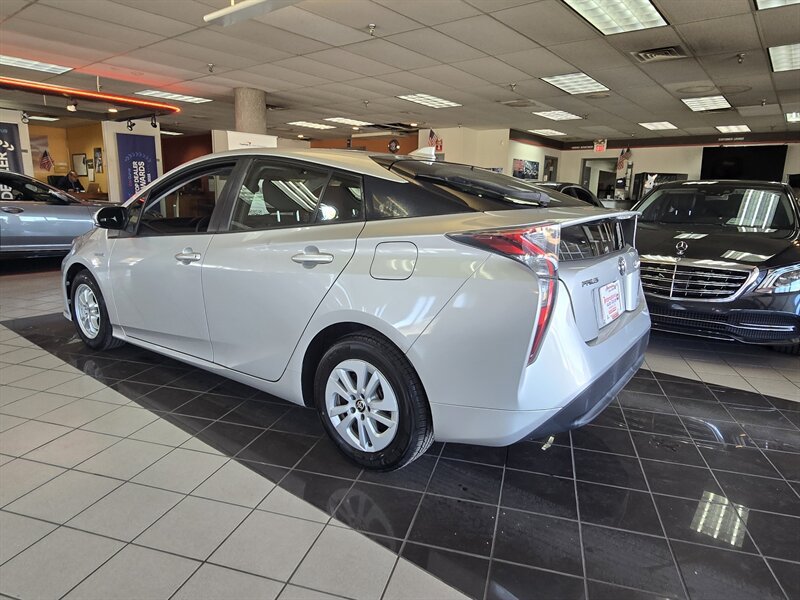 Used 2016 Toyota Prius Two FWD image 7