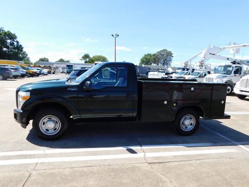 Used 2016 Ford F250 XL RWD image 4