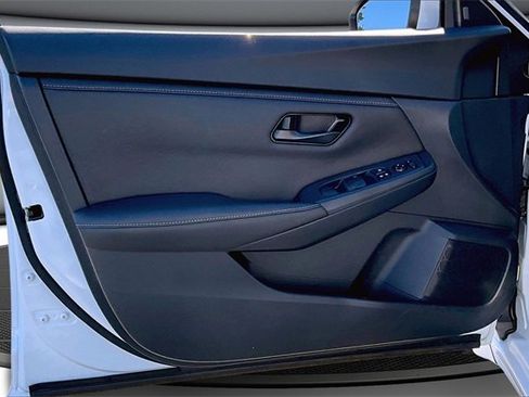 Certified 2025 Nissan Sentra S image 19