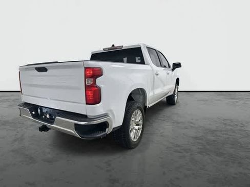 Used 2021 Chevrolet Silverado 1500 LT image 3