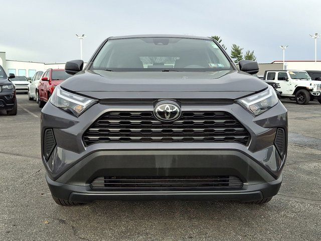 Used 2023 Toyota RAV4 LE FWD image 2