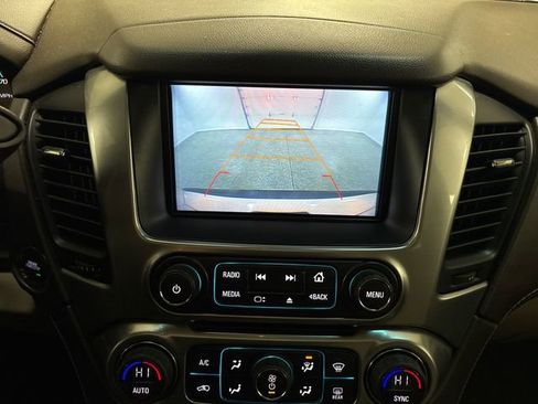 Used 2017 Chevrolet Suburban LT w/ Luxury Package image 41