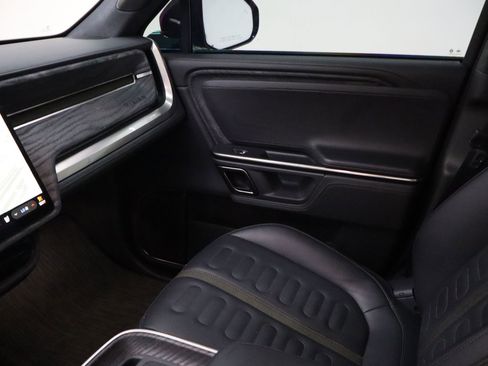 Used 2022 Rivian R1T Adventure image 23