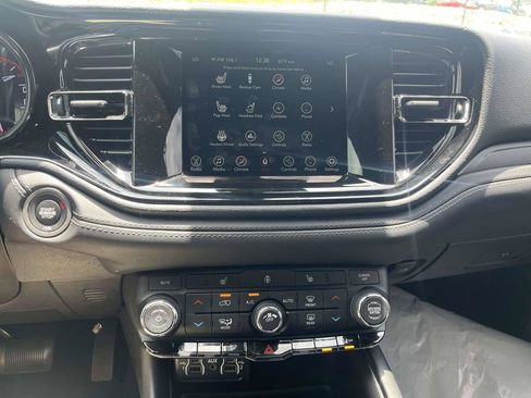 Used 2022 Dodge Durango GT AWD/4WD image 19