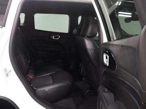 New 2026 Jeep Compass Latitude AWD/4WD image 16