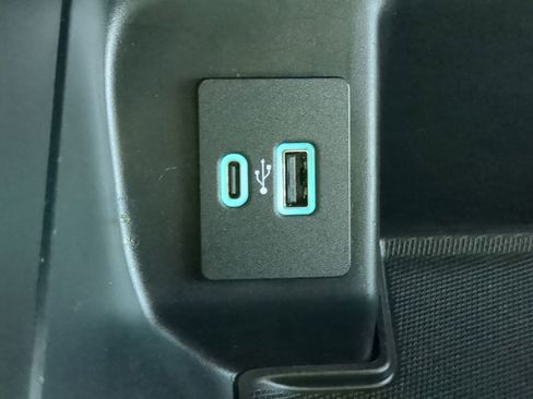 Certified 2021 Ford F150 XLT w/ Equipment Group 302A High image 54