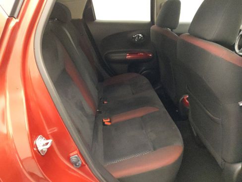 Used 2015 Nissan Juke SV w/ Technology Package image 19