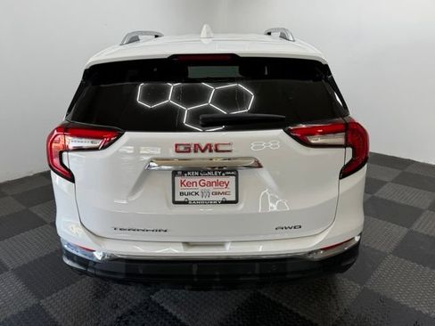 Used 2023 GMC Terrain SLT AWD/4WD image 10
