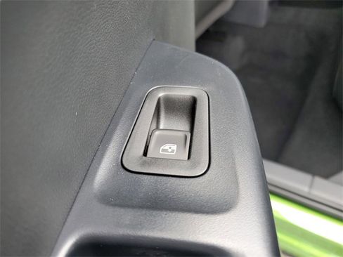 New 2025 Volkswagen Taos SE image 14