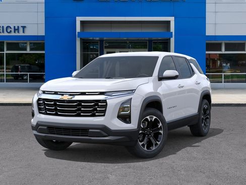New 2026 Chevrolet Equinox LT AWD/4WD image 30
