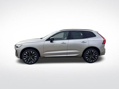 New 2026 Volvo XC60 B5 Ultra w/ Climate Package image 5