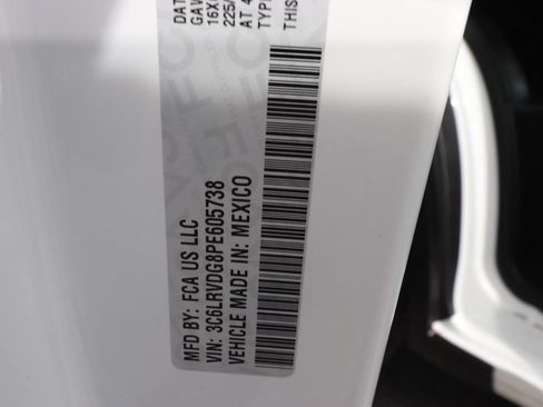 Used 2023 RAM ProMaster 2500 FWD image 23